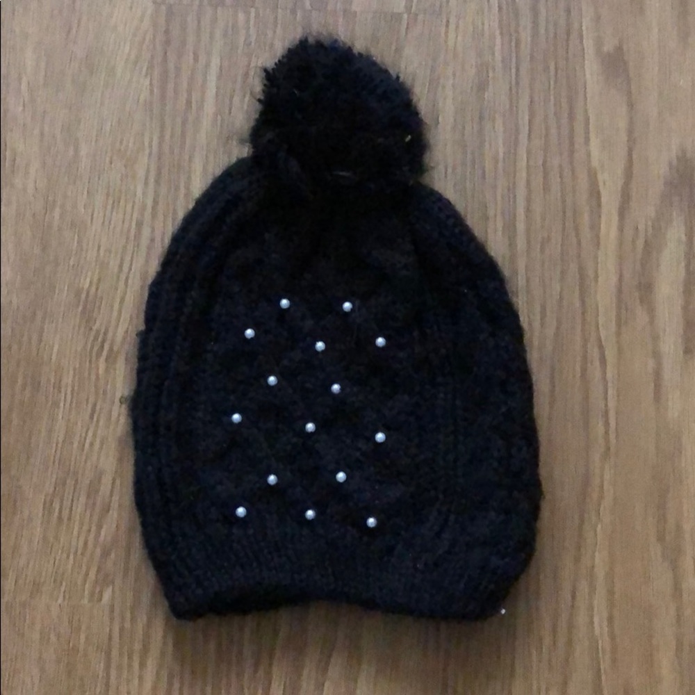 Charlotte Russ Black Beanie